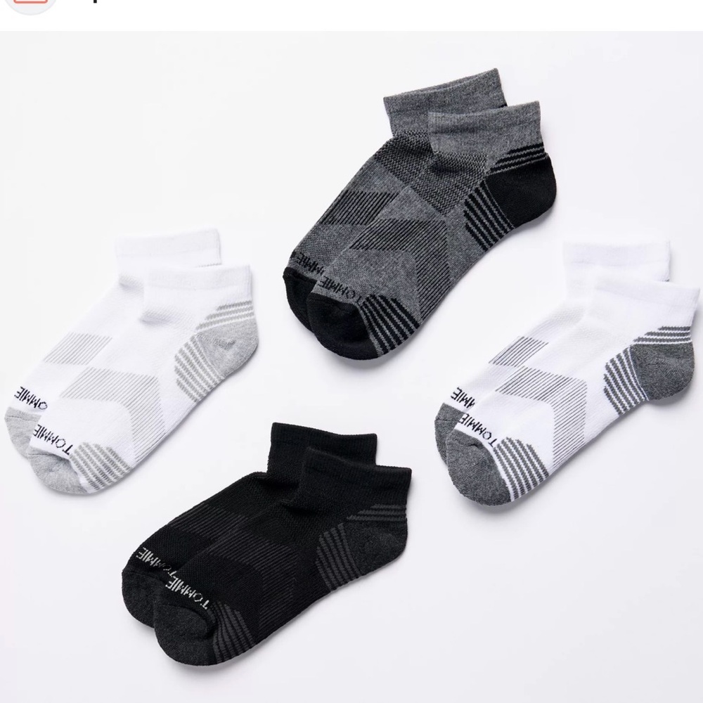 Tommie Copper Woman’s 4 Pack Compression Ankle Socks   Shoe Size (10-12.5) NWT